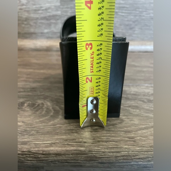 Vince Camuto Sandals *Flaw - Picture 11 of 16